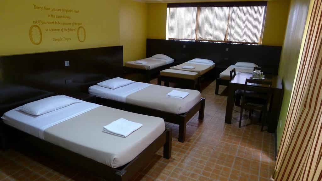 West Gorordo Hotel Cebu Eksteriør billede